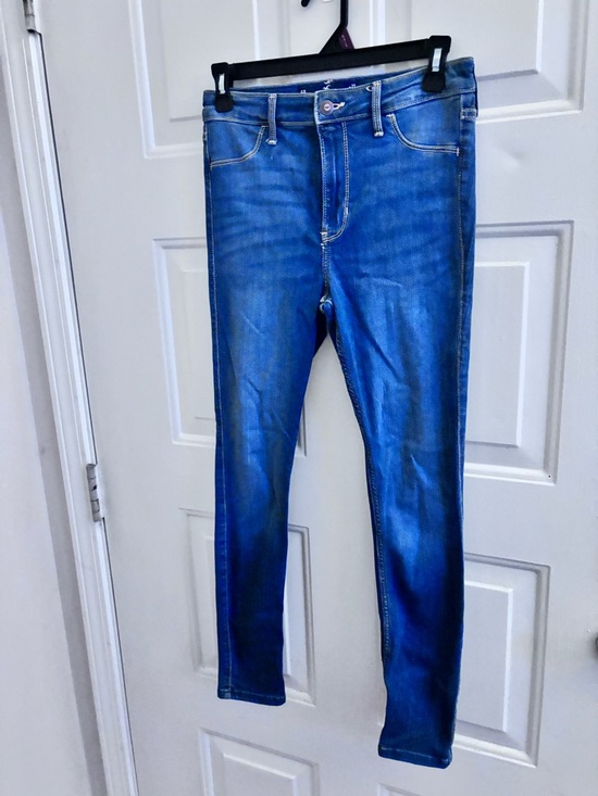 Hollister Denim - Hollister Women's Skinny Jeans in Blue Wash